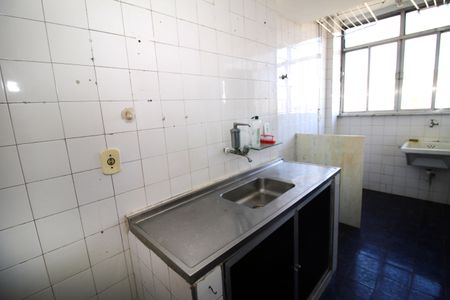 Apartamento à venda com 56m², 2 quartos e 1 vagaCozinha