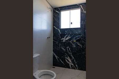 Apartamento à venda com 82m², 2 quartos e 1 vaga Apartamento à venda com 82m², 2 quartos e 1 vagaBanheiro da Suíte