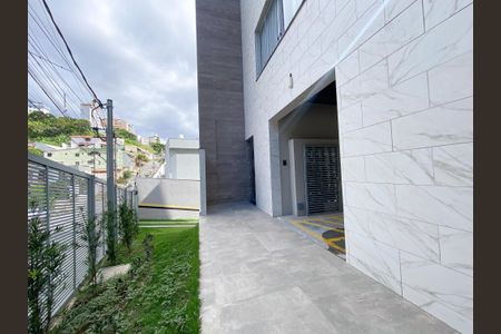 Apartamento à venda com 82m², 2 quartos e 1 vagaÁrea comum