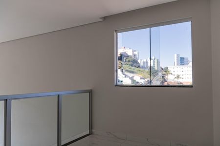 Apartamento à venda com 82m², 2 quartos e 2 vagas Apartamento à venda com 82m², 2 quartos e 2 vagasSuíte