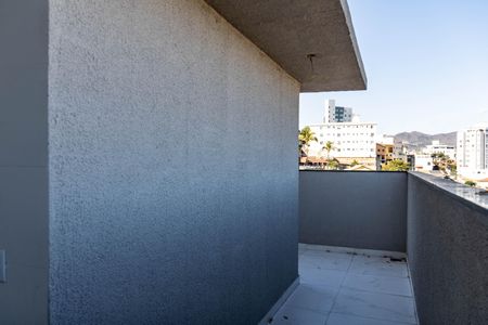 Apartamento à venda com 82m², 2 quartos e 2 vagas Apartamento à venda com 82m², 2 quartos e 2 vagasCobertura