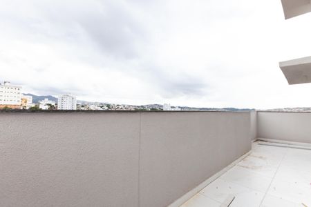 Apartamento à venda com 82m², 2 quartos e 2 vagasÁrea de Serviço