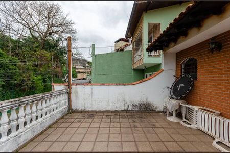 Casa para alugar com 203m², 4 quartos e 2 vagas Casa para alugar com 203m², 4 quartos e 2 vagasSuíte - Sacada