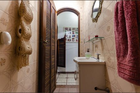 Casa para alugar com 203m², 4 quartos e 2 vagas Casa para alugar com 203m², 4 quartos e 2 vagasLavabo