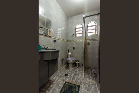 Casa para alugar com 203m², 4 quartos e 2 vagas Casa para alugar com 203m², 4 quartos e 2 vagasBanheiro Social