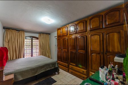 Casa para alugar com 203m², 4 quartos e 2 vagas Casa para alugar com 203m², 4 quartos e 2 vagasSuíte