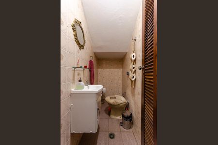 Casa para alugar com 203m², 4 quartos e 2 vagas Casa para alugar com 203m², 4 quartos e 2 vagasLavabo