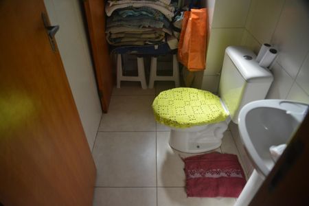 Apartamento à venda com 63m², 2 quartos e 2 vagasBanheiro Social