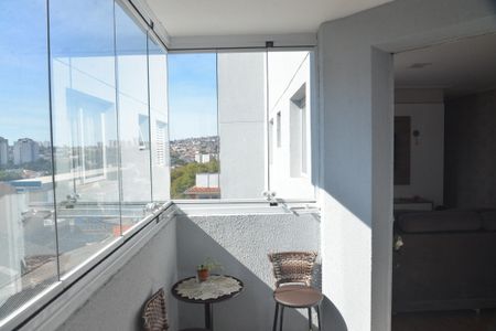 Apartamento à venda com 63m², 2 quartos e 2 vagasVaranda