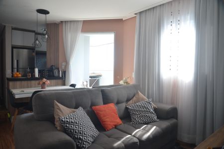 Apartamento à venda com 63m², 2 quartos e 2 vagasSala