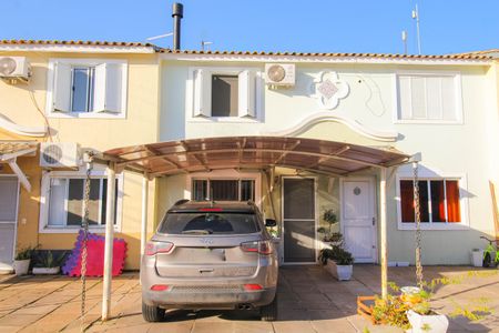 Casa de condomínio à venda com 100m², 3 quartos e 2 vagasFachada