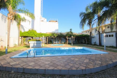 Casa de condomínio à venda com 100m², 3 quartos e 2 vagasÁrea comum - Piscina