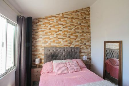 Casa de condomínio à venda com 100m², 3 quartos e 2 vagasSuíte