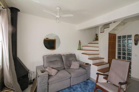 Casa de condomínio à venda com 100m², 3 quartos e 2 vagasSala