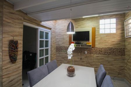 Casa de condomínio à venda com 100m², 3 quartos e 2 vagasÁrea gourmet