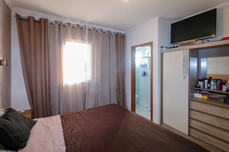 Apartamento à venda com 97m², 3 quartos e 2 vagas Apartamento à venda com 97m², 3 quartos e 2 vagasSuíte