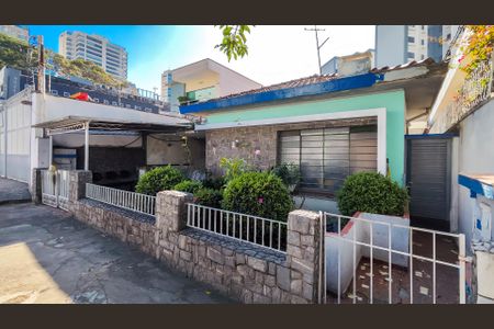 Casa à venda com 350m², 3 quartos e 2 vagasFachada