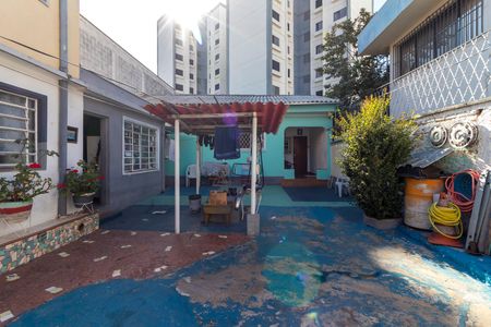 Casa à venda com 350m², 3 quartos e 2 vagasQuintal