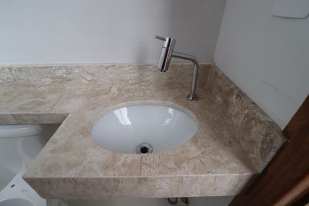 Apartamento à venda com 102m², 2 quartos e 1 vagaBanheiro 2