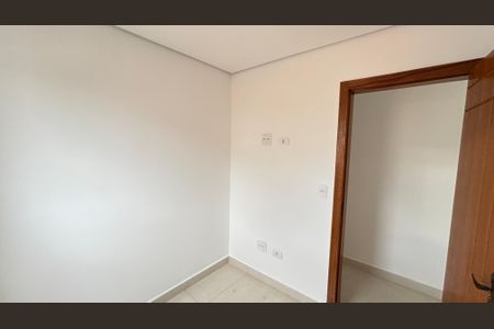 Apartamento para alugar com 90m², 2 quartos e 1 vagaQuarto