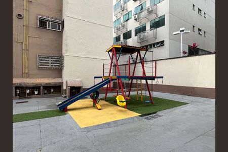 Apartamento à venda com 47m², 2 quartos e sem vagaÁrea comum - Playground