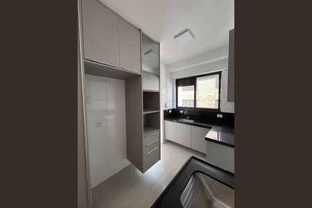 Apartamento à venda com 75m², 3 quartos e 2 vagasCozinha