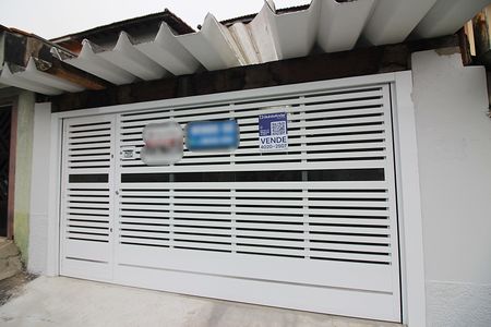 Casa à venda com 123m², 3 quartos e 2 vagasFachada