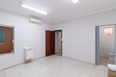 Casa à venda com 233m², 6 quartos e 2 vagas Casa à venda com 233m², 6 quartos e 2 vagasSuíte 4