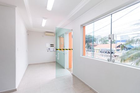 Casa à venda com 233m², 6 quartos e 2 vagas Casa à venda com 233m², 6 quartos e 2 vagasSala