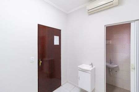 Casa à venda com 233m², 6 quartos e 2 vagas Casa à venda com 233m², 6 quartos e 2 vagasSuíte 3