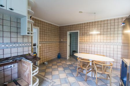 Casa de condomínio para alugar com 268m², 3 quartos e 3 vagasCozinha