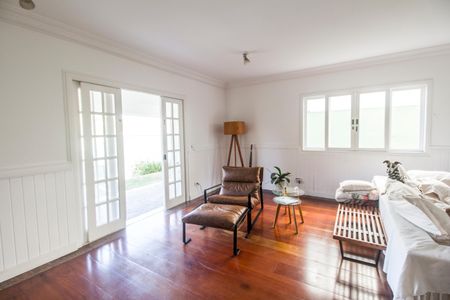 Casa de condomínio para alugar com 268m², 3 quartos e 3 vagasSala