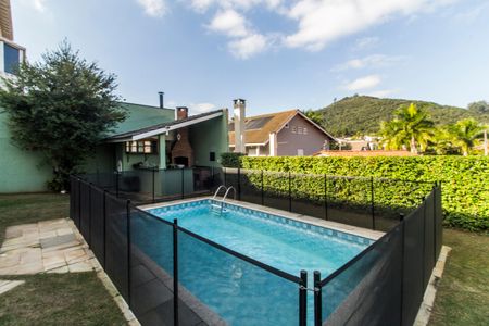 Casa de condomínio para alugar com 268m², 3 quartos e 3 vagasPiscina