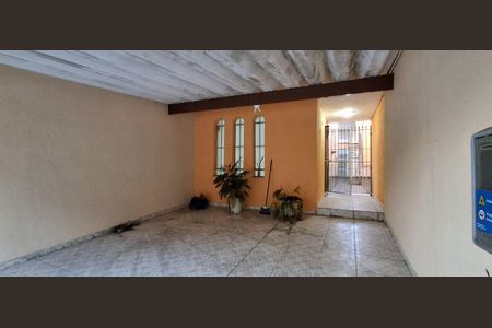 Casa à venda com 128m², 2 quartos e 2 vagas Casa à venda com 128m², 2 quartos e 2 vagasGaragem