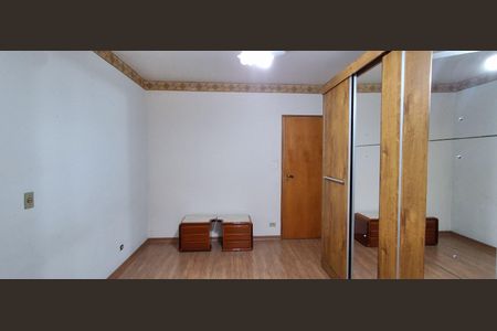 Casa à venda com 128m², 2 quartos e 2 vagas Casa à venda com 128m², 2 quartos e 2 vagasQuarto 1