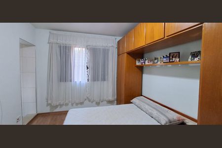 Casa à venda com 128m², 2 quartos e 2 vagas Casa à venda com 128m², 2 quartos e 2 vagasQuarto 2