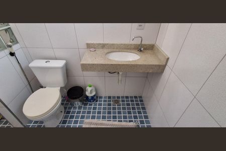 Casa à venda com 128m², 2 quartos e 2 vagas Casa à venda com 128m², 2 quartos e 2 vagasBanheiro 1