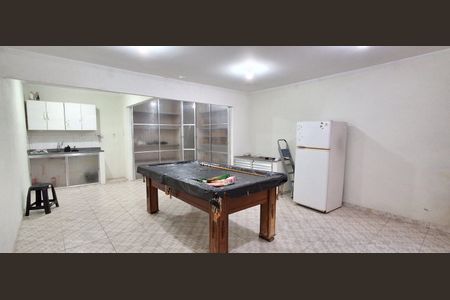 Casa à venda com 128m², 2 quartos e 2 vagas Casa à venda com 128m², 2 quartos e 2 vagasÁrea comum