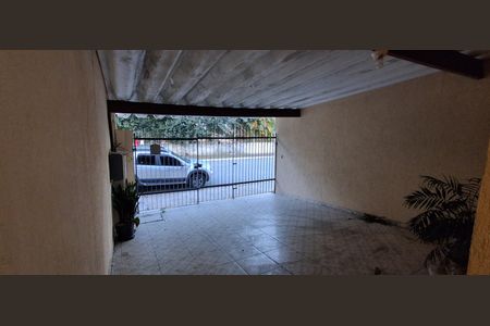 Casa à venda com 128m², 2 quartos e 2 vagas Casa à venda com 128m², 2 quartos e 2 vagasGaragem