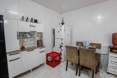 Casa à venda com 92m², 2 quartos e 3 vagas Casa à venda com 92m², 2 quartos e 3 vagasCozinha