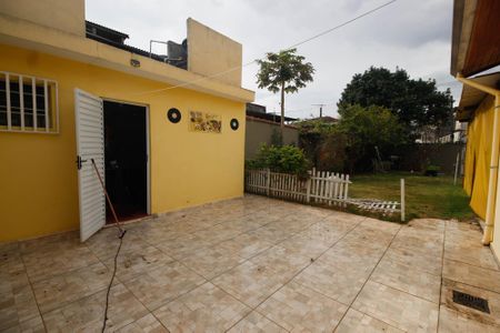 Casa à venda com 92m², 2 quartos e 3 vagas Casa à venda com 92m², 2 quartos e 3 vagasQuintal