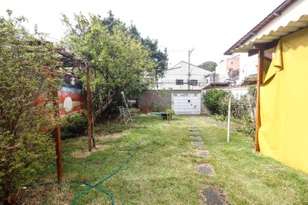 Casa à venda com 92m², 2 quartos e 3 vagas Casa à venda com 92m², 2 quartos e 3 vagasGaragem