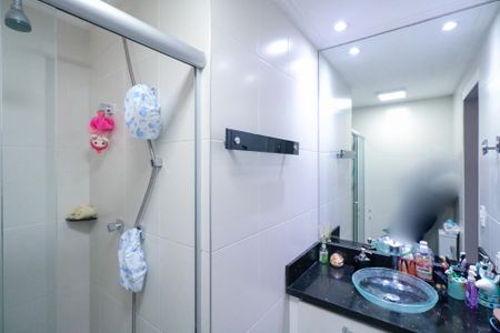Apartamento à venda com 107m², 3 quartos e 2 vagas Apartamento à venda com 107m², 3 quartos e 2 vagasBanheiro Social