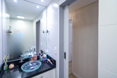 Apartamento à venda com 107m², 3 quartos e 2 vagas Apartamento à venda com 107m², 3 quartos e 2 vagasBanheiro Social