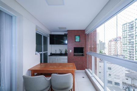 Apartamento à venda com 107m², 3 quartos e 2 vagas Apartamento à venda com 107m², 3 quartos e 2 vagasVaranda Gourmet