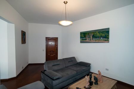Apartamento à venda com 120m², 2 quartos e 1 vaga Apartamento à venda com 120m², 2 quartos e 1 vagaSala