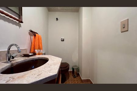 Apartamento para alugar com 163m², 3 quartos e 1 vaga Apartamento para alugar com 163m², 3 quartos e 1 vagaLavabo