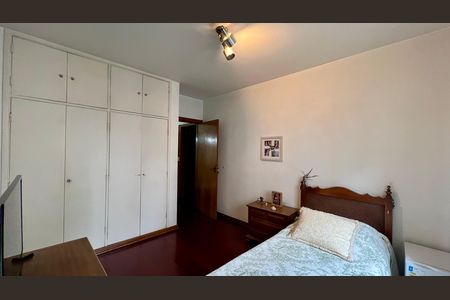 Apartamento para alugar com 163m², 3 quartos e 1 vaga Apartamento para alugar com 163m², 3 quartos e 1 vagaQuarto 2