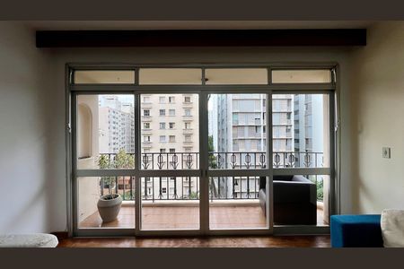 Apartamento para alugar com 163m², 3 quartos e 1 vaga Apartamento para alugar com 163m², 3 quartos e 1 vagaSacada