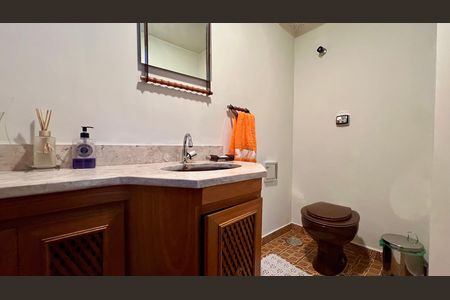 Apartamento para alugar com 163m², 3 quartos e 1 vaga Apartamento para alugar com 163m², 3 quartos e 1 vagaLavabo
